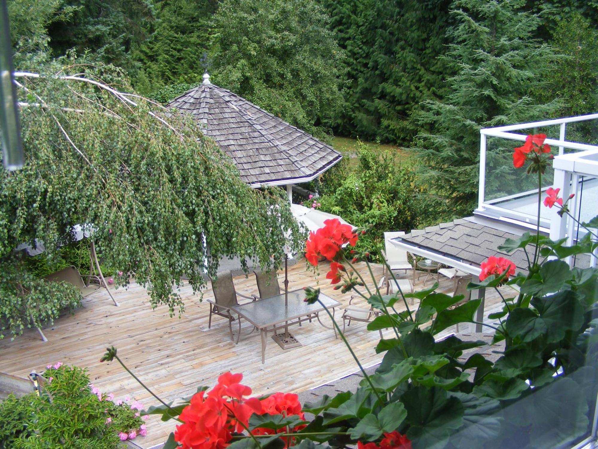 Hummingbird Guesthouse 포트알버니 외부 사진
